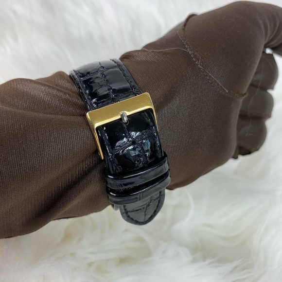 Guess watch women gold tone - Picture 2 of 9